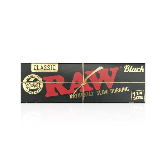 RAW BLACK CLASSIC PAPERS 1 1/4 SIZE
